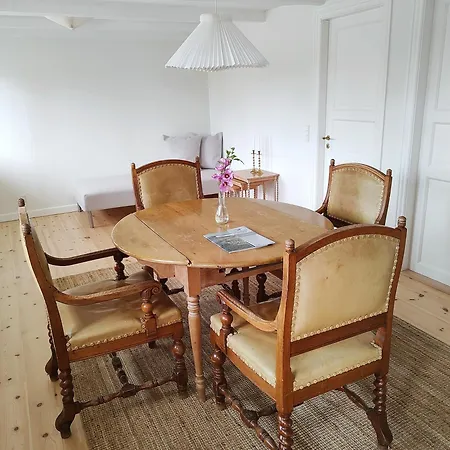 Købmandsgården, Ballen (Samso)
