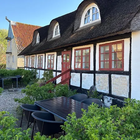Købmandsgården, * Ballen (Samso)